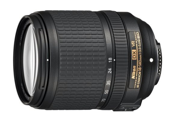 Nikon 18-140mm