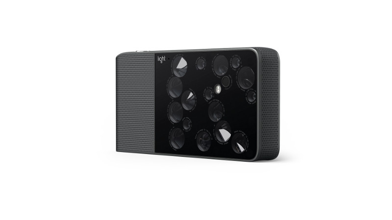 Light camera L16