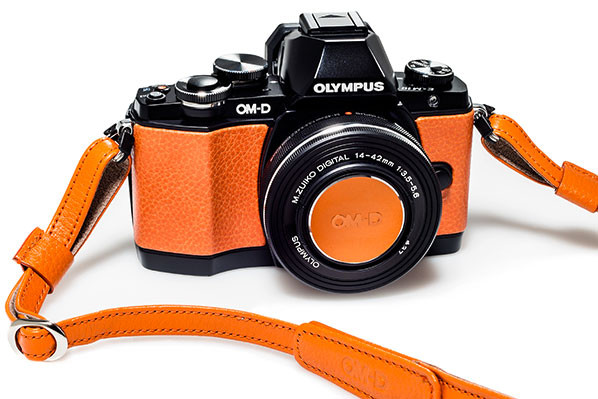 Olympus OM-D E-M10 Limited Edition Orange