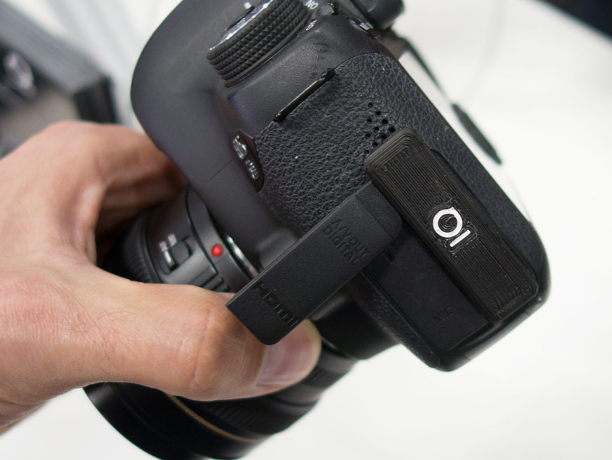 Foolography's Unleashed Bluetooth DSLR-controller