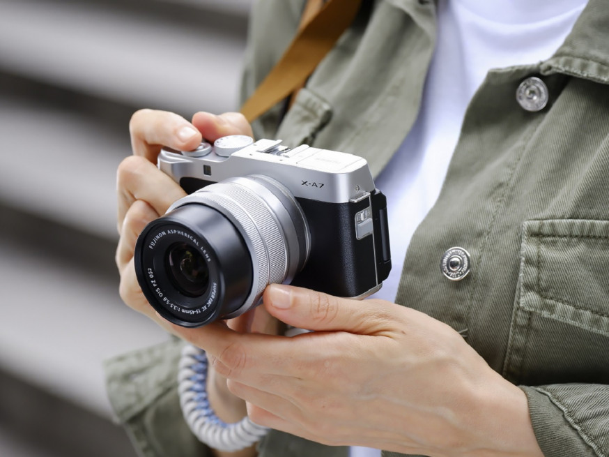 FujifilmX-A7