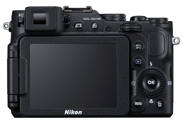 Nikon P7800 back