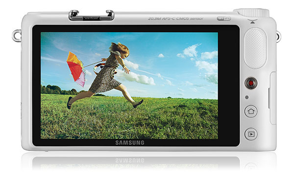 NX2000 back