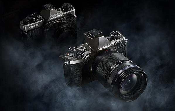 Olympus OM-D E-M5 II Titanium en OM-3Ti
