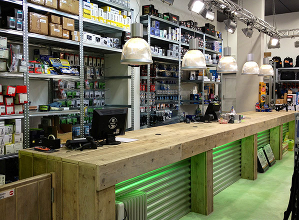 Camera Warehouse