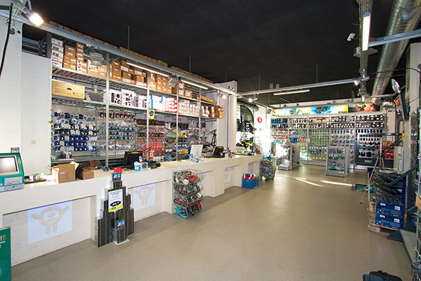 Camera Warehouse