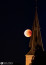 De bloedmaan door jullie in beeld gebracht