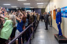 Hillary Clinton geconfronteerd met de Selfie Generatie 