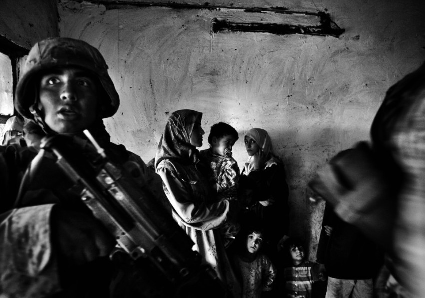 Expositie vrouwelijke oorlogsfotografen - In Fotomuseum Den Haag