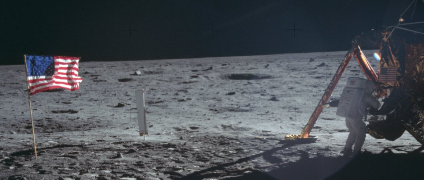 Retrofocus: Neil Armstrong en zijn Hasselblad
