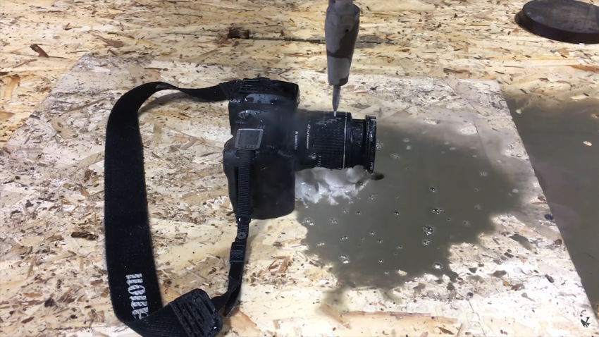 Een Canon versus waterstraalsnijder 