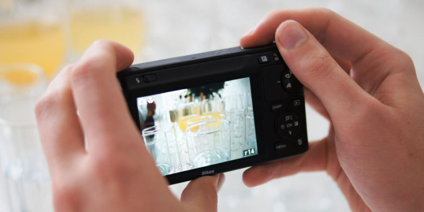Hands On Preview: Nikon 1 V1 en J1 (video)