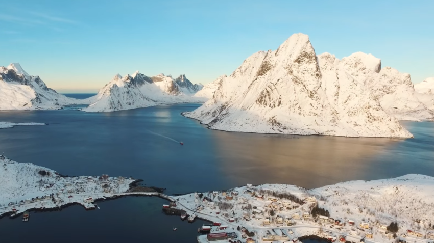 Fantastische dronevideo van de Lofoten