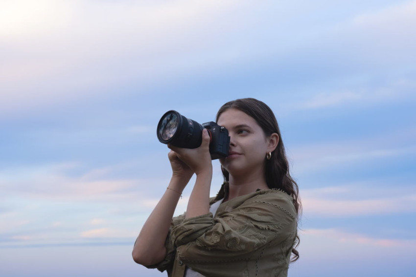 Sony lanceert de Sony A7 V en FE 28–70 mm F3.5-5.6 OSS II